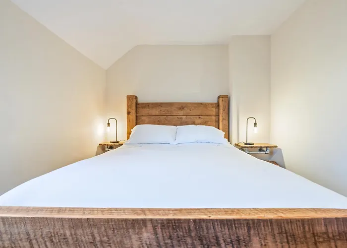 3 Bedroom - Sleeps 6 - Free Parking - 约克