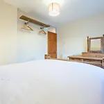 3 Bedroom - Sleeps 6 - Free Parking - *